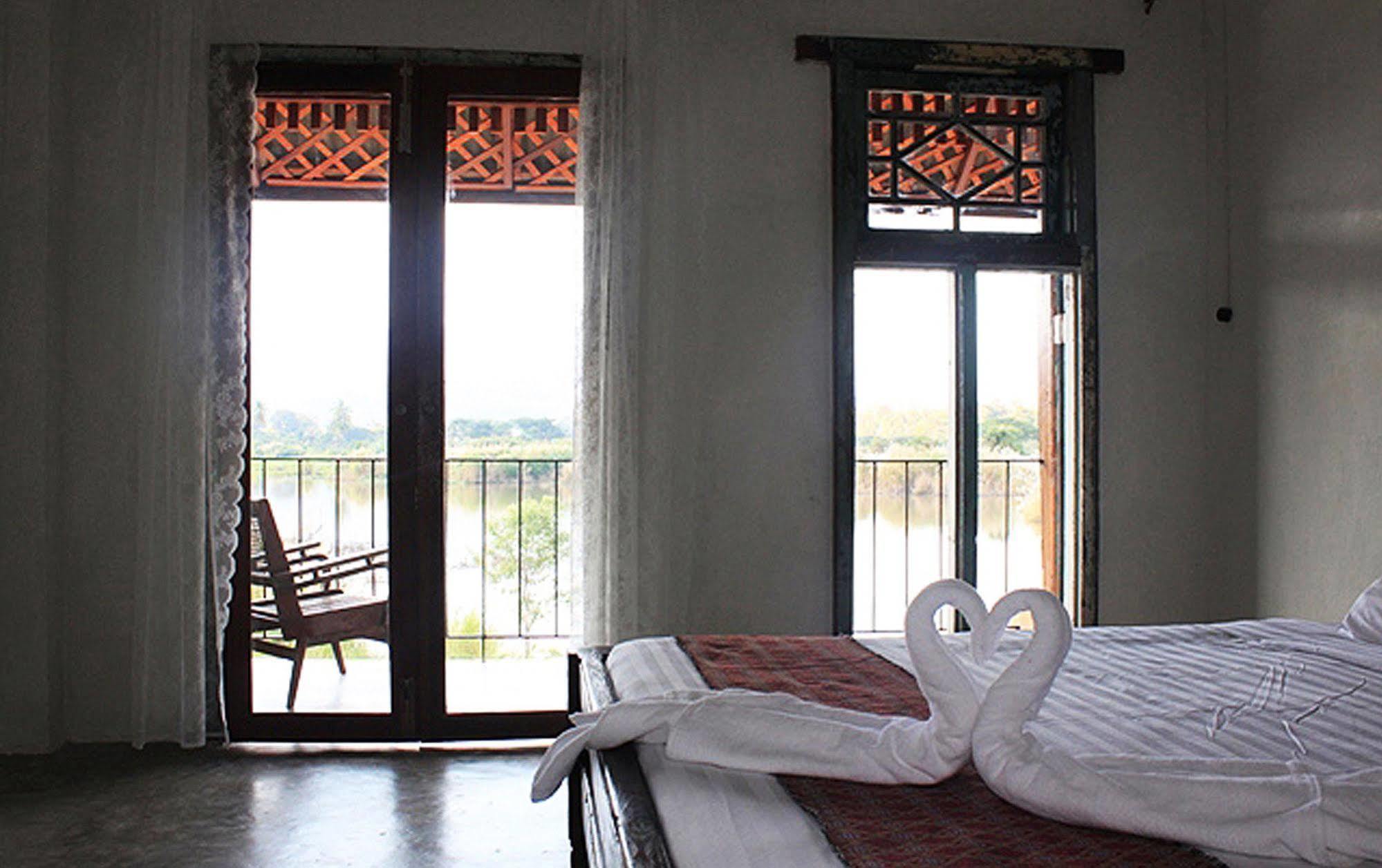 Hotel Phu-Anna Eco House à Hot Extérieur photo